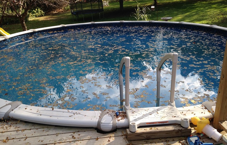 Tips for Buying an Above Ground Pool Cleaner